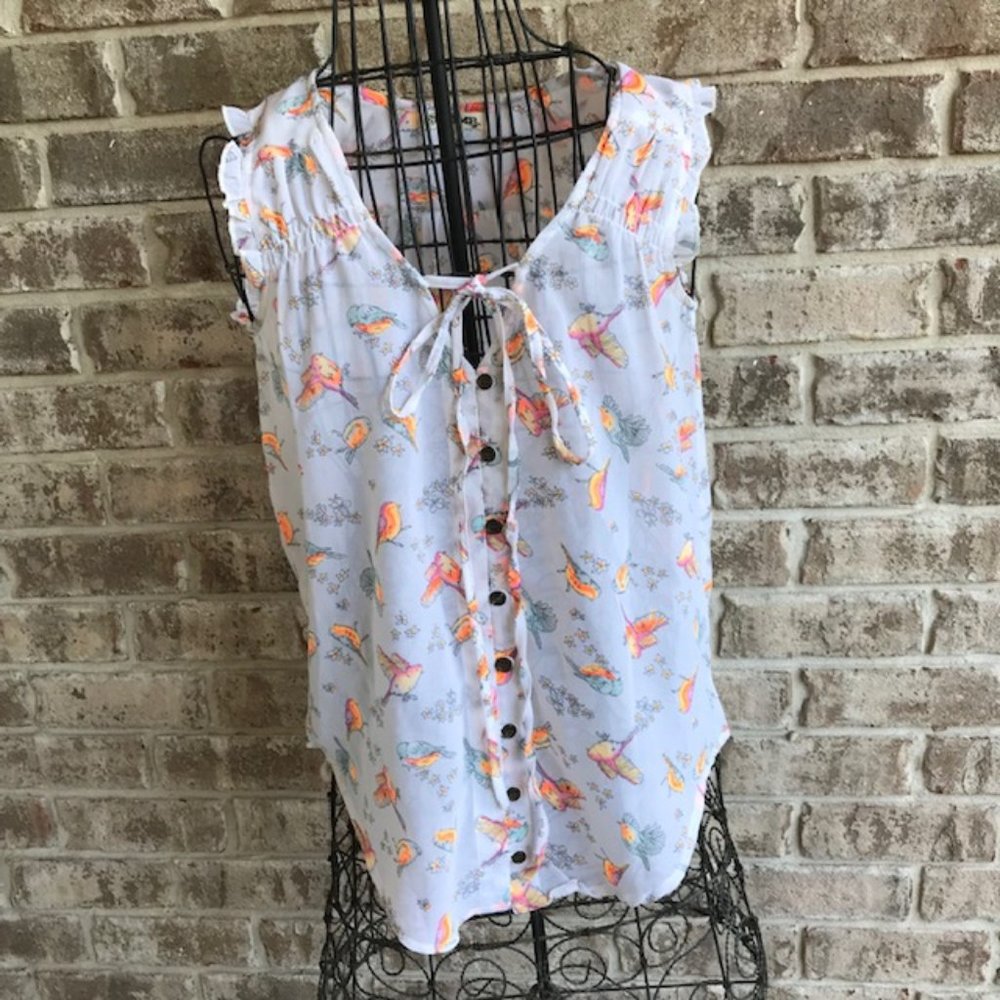 Tramp Bird Top Blouse Sleeveless Front Button Ties